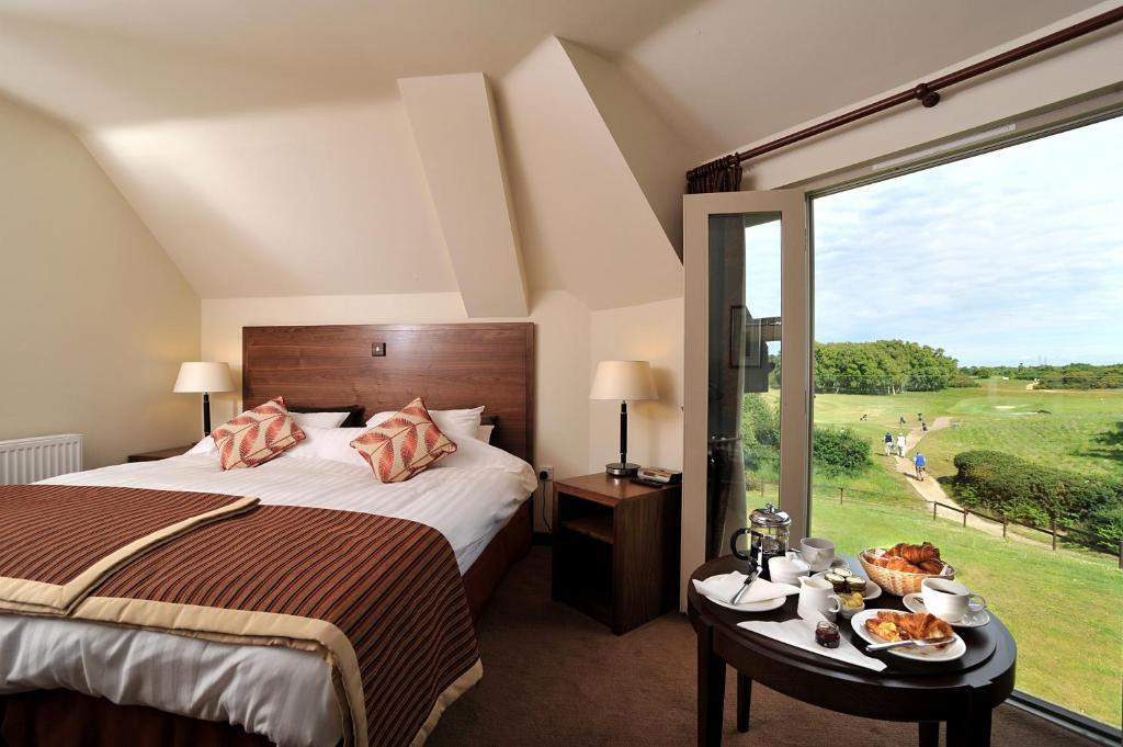 Thorpeness Golf Club And Hotel Room photo